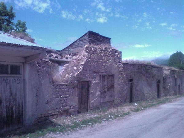 Yukarı Kırzı Köyü (Yukarı Kırzı)