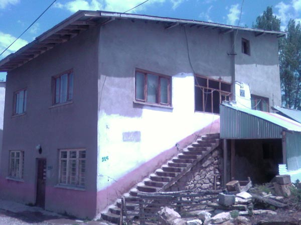 Yukarı Kırzı Köyü (Yukarı Kırzı)