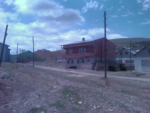 Yukarı Kırzı Köyü (Yukarı Kırzı)